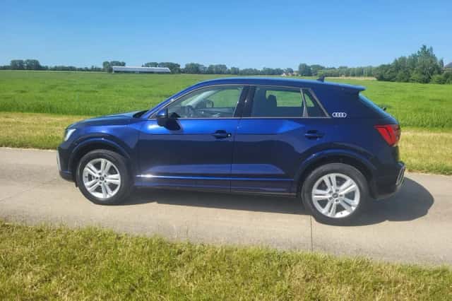Audi Q2 (2022) thumbnail 3