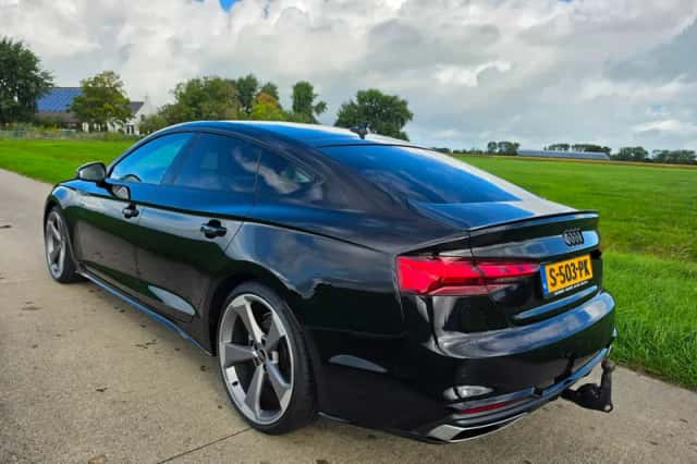 Audi A5 (2022) thumbnail 5