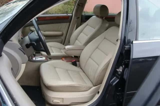 Audi A6 (2001) thumbnail 6