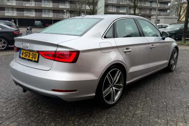 Audi A3 (2014) thumbnail 5