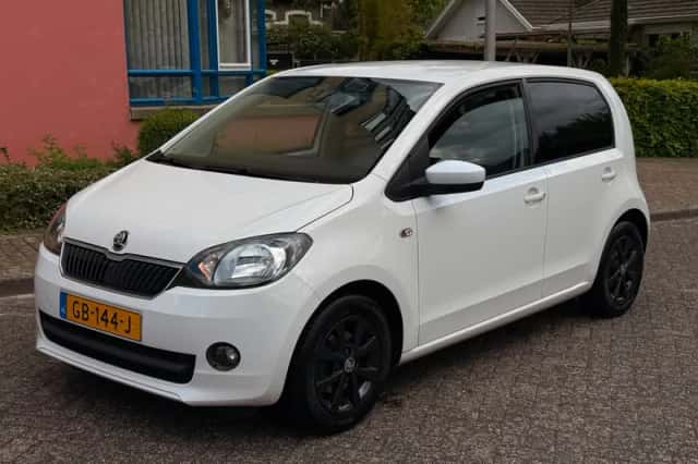 Škoda Citigo (2015) thumbnail 1