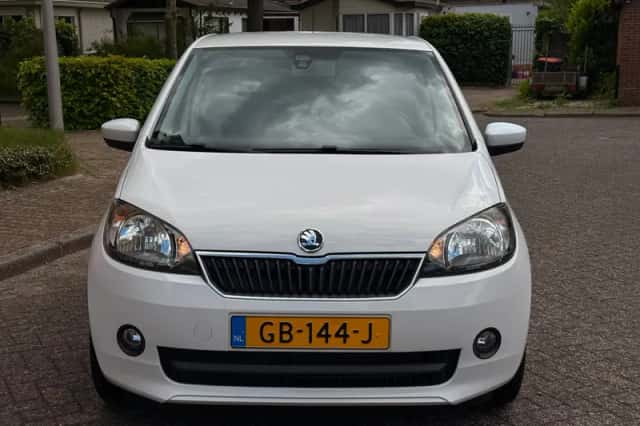 Škoda Citigo (2015) thumbnail 2