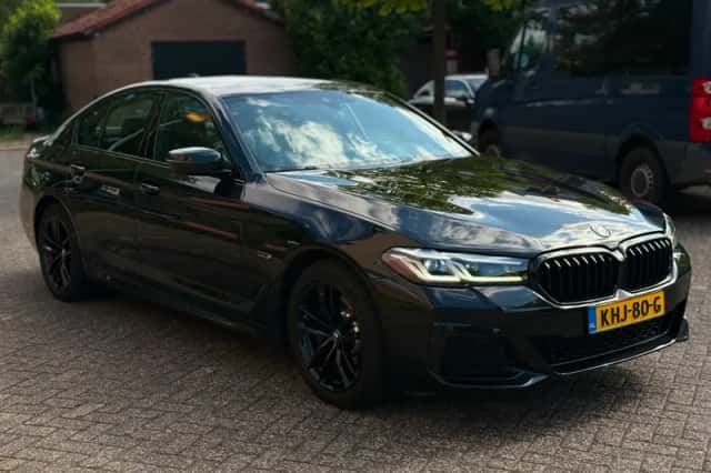 BMW 5-Serie (2023) thumbnail 3
