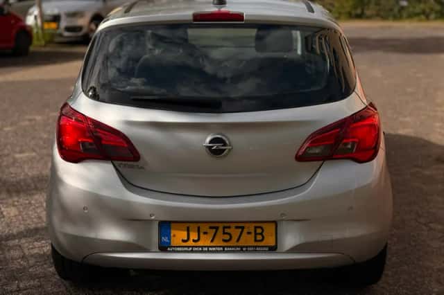 Opel Corsa (2016) thumbnail 6