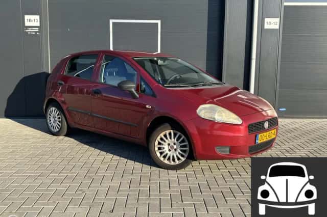 Fiat Grande Punto (2010) thumbnail 1