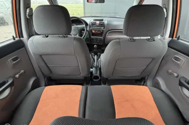 Kia Picanto (2004) thumbnail 4