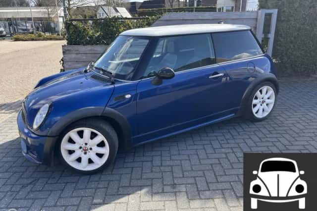MINI Cooper (2002) thumbnail 1