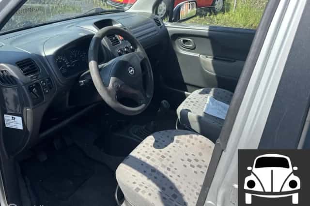 Opel Agila (2003) thumbnail 3