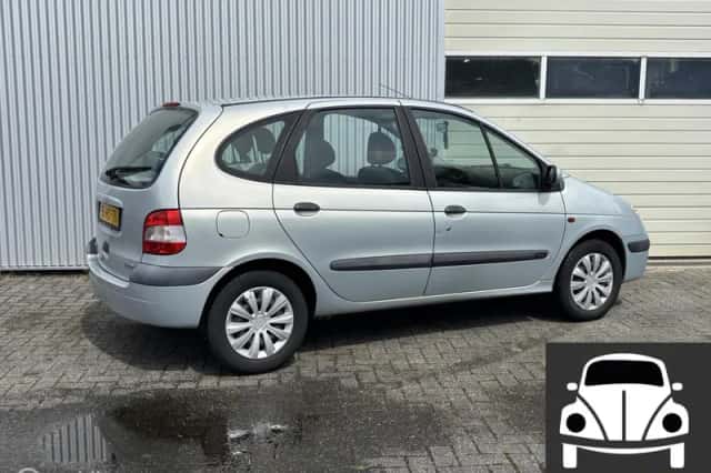 Renault Scénic (2001) thumbnail 3