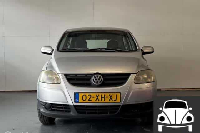 Volkswagen Fox (2007) thumbnail 2