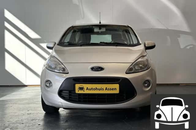 Ford Ka (2012) thumbnail 2