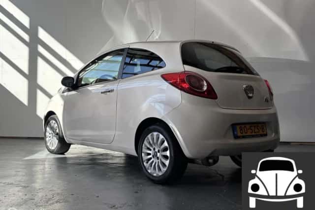 Ford Ka (2012) thumbnail 3