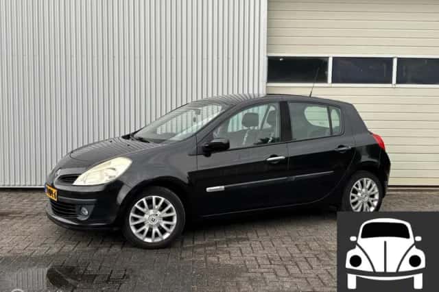 Renault Clio (2009) thumbnail 1