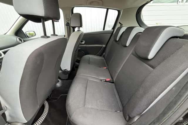 Renault Clio (2009) thumbnail 6