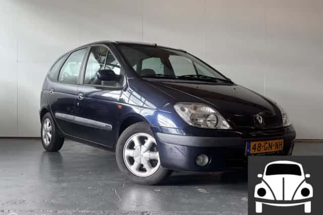 Renault Scénic (2001) thumbnail 1