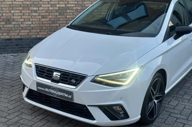 SEAT Ibiza (2018) thumbnail 2