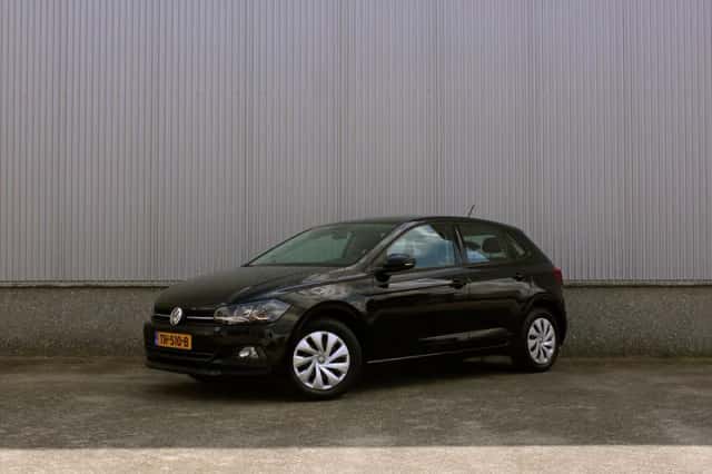 Volkswagen Polo (2018) thumbnail 1
