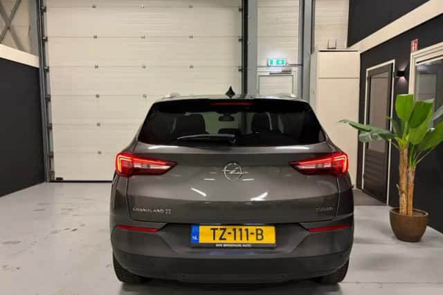 Opel Grandland (2018) thumbnail 5