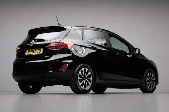 Ford Fiesta (2022) thumbnail 5