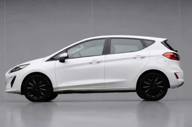 Ford Fiesta (2018) thumbnail 1