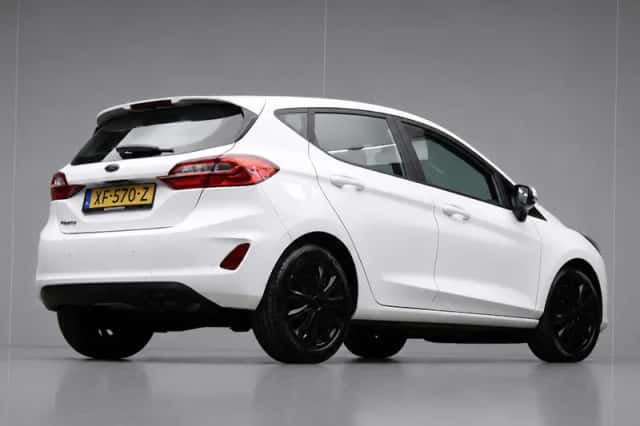 Ford Fiesta (2018) thumbnail 5