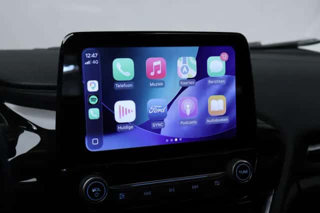 Ford Fiesta (2019) thumbnail 2