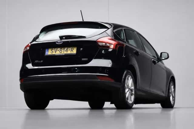 Ford Focus (2018) thumbnail 5