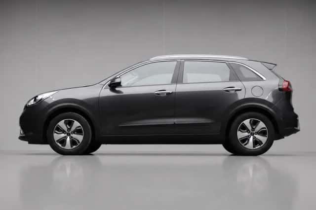 Kia Niro (2018) thumbnail 1