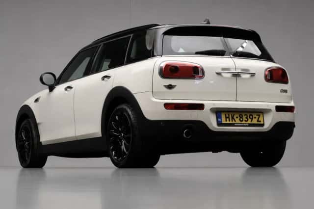 MINI Clubman (2015) thumbnail 2