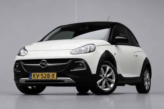 Opel Adam (2016) thumbnail 2