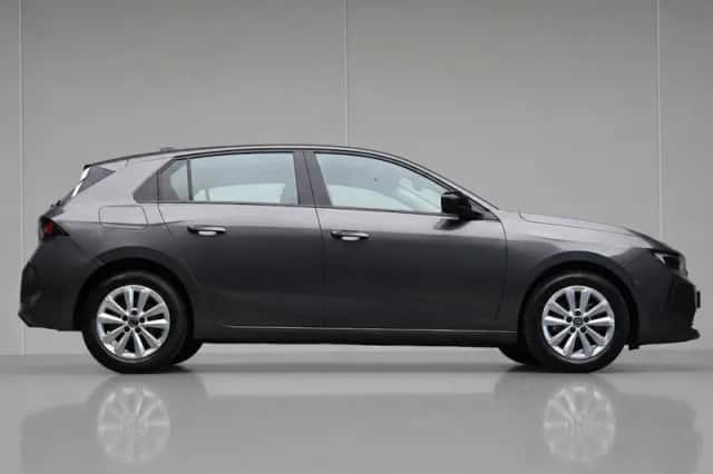 Opel Astra (2022) thumbnail 5