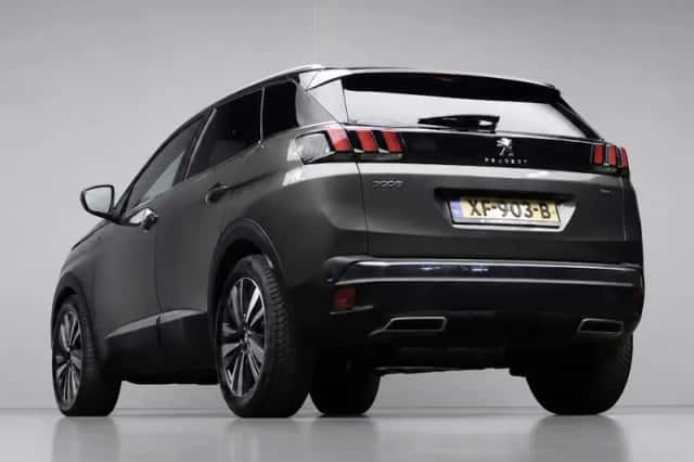 Peugeot 3008 (2019) thumbnail 4