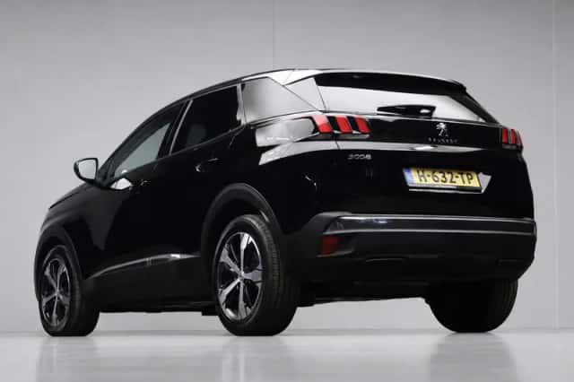 Peugeot 3008 (2020) thumbnail 4