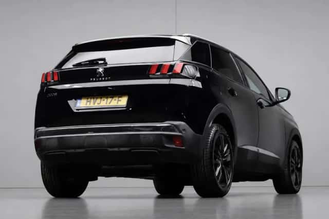 Peugeot 3008 (2018) thumbnail 5