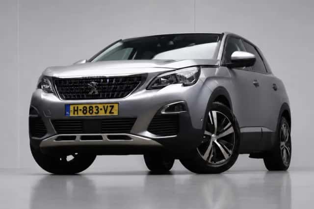 Peugeot 3008 (2020) thumbnail 3