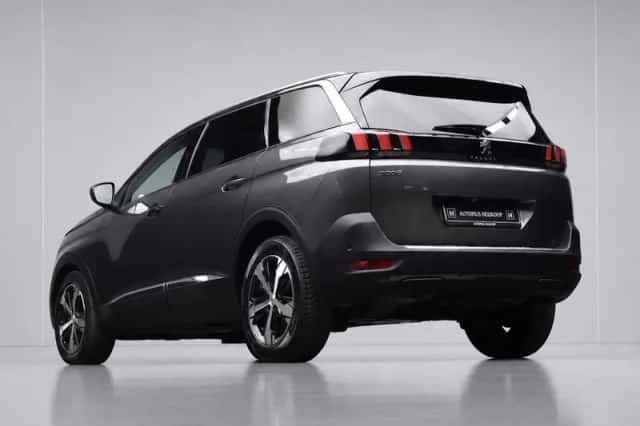 Peugeot 5008 (2020) thumbnail 4