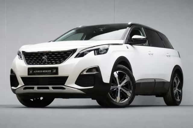 Peugeot 5008 (2018) thumbnail 4