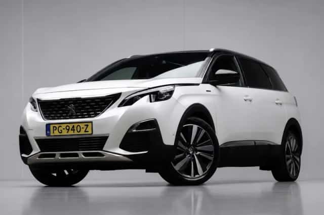 Peugeot 5008 (2017) thumbnail 3