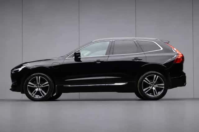 Volvo XC60 (2018) thumbnail 1