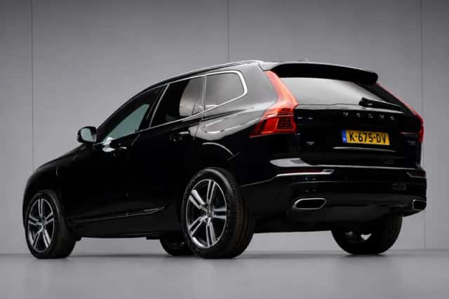 Volvo XC60 (2018) thumbnail 4