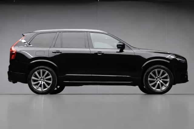 Volvo XC90 (2015) thumbnail 6