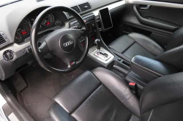 Audi S4 (2004) thumbnail 5
