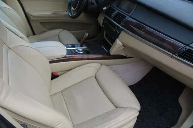 BMW X5 (2007) thumbnail 3