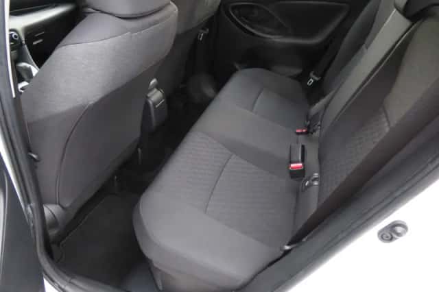 Toyota Yaris (2022) thumbnail 6