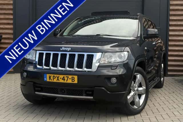 Jeep Grand Cherokee (2011) thumbnail 1
