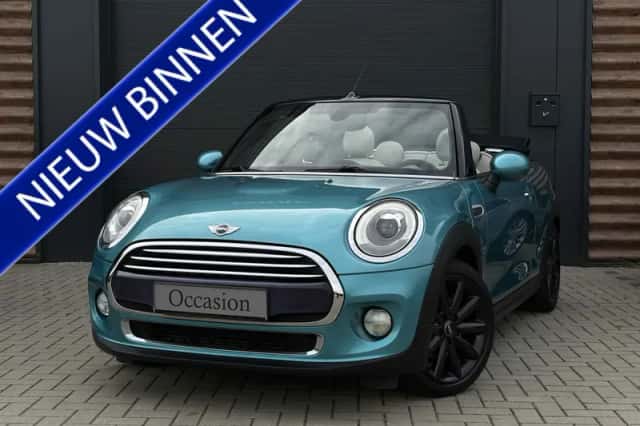 MINI Cooper (2017) thumbnail 1