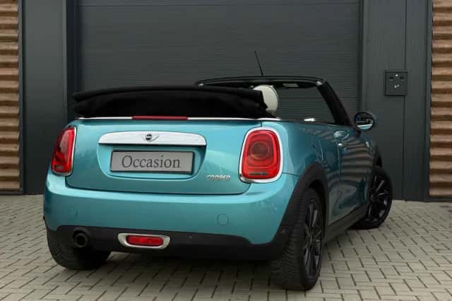 MINI Cooper (2017) thumbnail 2