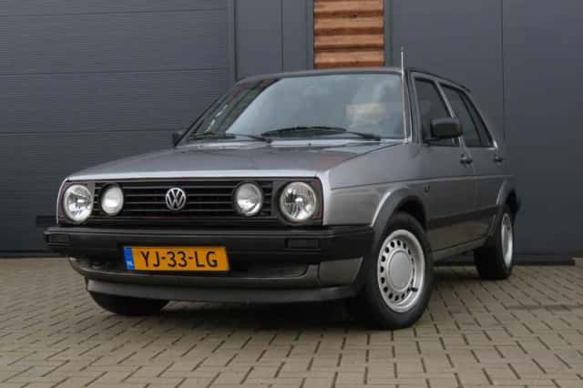 Volkswagen Golf (1990) thumbnail 1