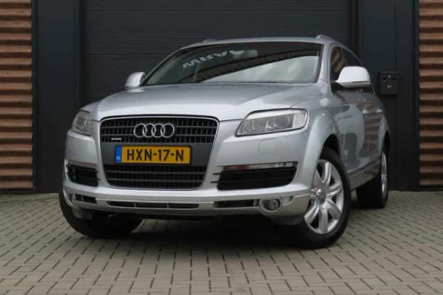 Audi Q7 (2006) thumbnail 1