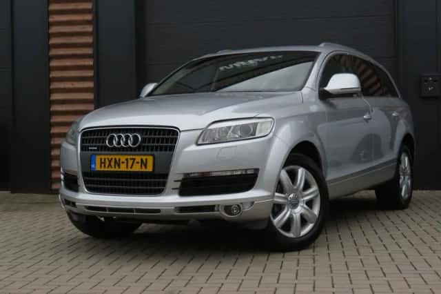 Audi Q7 (2006) thumbnail 2